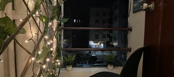 Beachfront 2BR luxury apartment 2 min walk to Seaview
