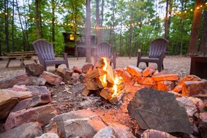 Property grounds - Beth Cabin, 1 bedroom two story cabin with 2 bed types, sleeps up to 4 people. (Broken Bow)