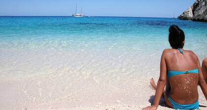 Villa Janas, sea and mountain view