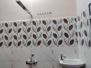 Unclassified image, 3 of 11, button - Somit warm welcome (Varanasi)