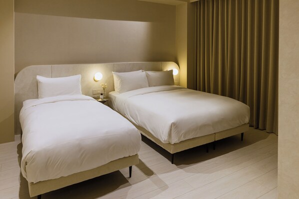 Desk, laptop workspace, free WiFi - Mr.Petter (Taichung City)