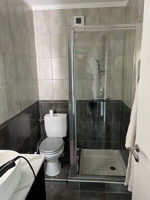 Dusche, Toilettenpapier