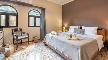 Fer et planche Ă repasser, Wi-Fi, draps fournis