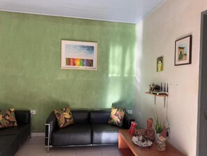 Suite, 1 Queen-Bett, Klimaanlage | Innenbereich