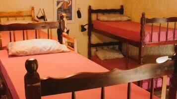 Shared Dormitory | Free WiFi