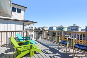 House, Multiple Beds (Blue Heron Hideout) | Property grounds - Blue Heron Hideout (Pensacola Beach)