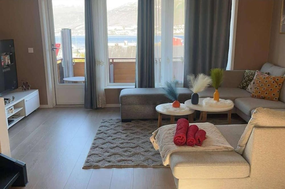 Polar View Apartment