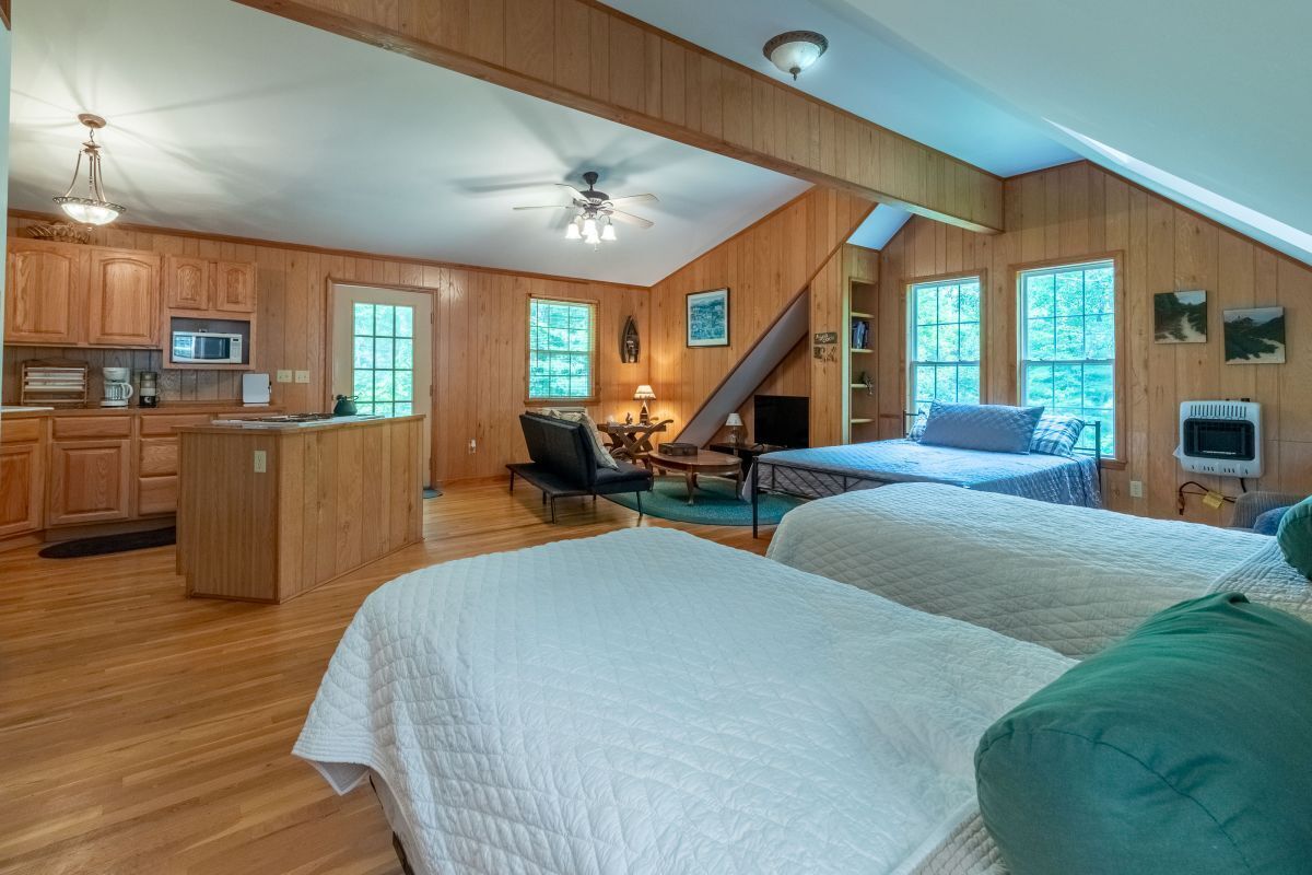 Ferros/tábuas de passar roupa, Wi-Fi de cortesia, roupa de cama