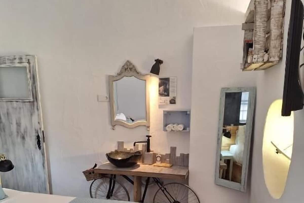 Superior Double Room, City View