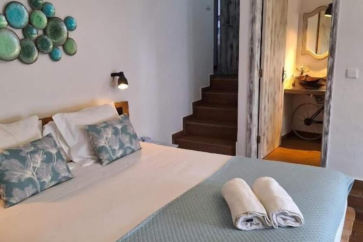 Deluxe Double Room, City View