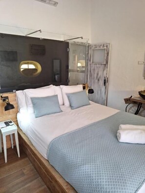 Superior Double Room, City View - Lovin Book Guesthouse (Óbidos)