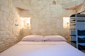 Ferros/tábuas de passar roupa, Wi-Fi, roupa de cama