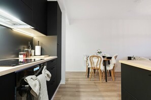 Fridge, microwave, oven, stovetop - Luxury Apartment By Lapland Host (Rovaniemi)