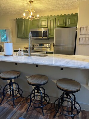 Private kitchen - 3-bedroom SKI house in Jack Frost, Lake Harmony (Blakeslee)
