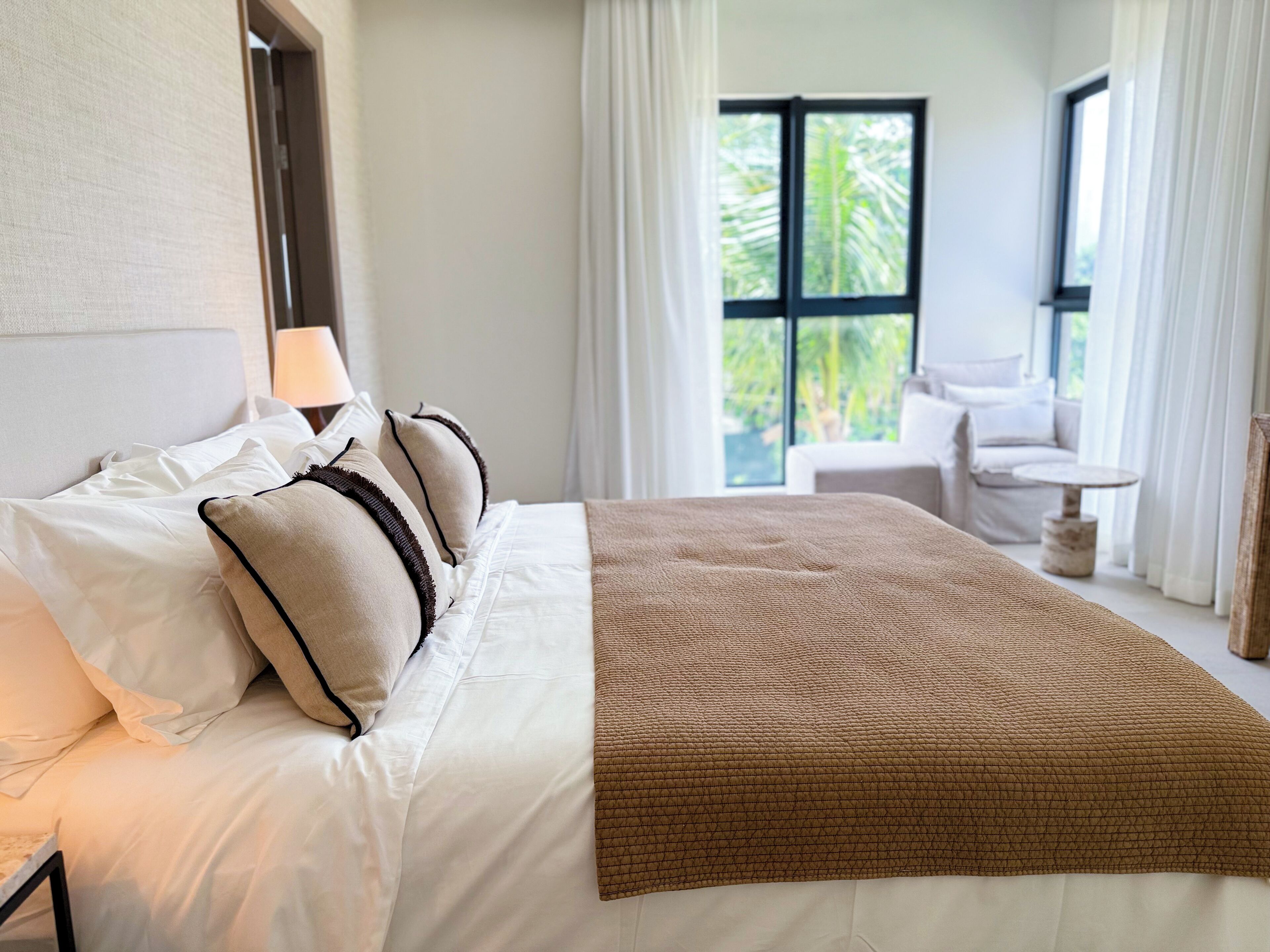 Free WiFi, bed sheets