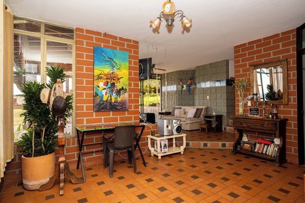 Family House, Balcony, Garden View | Living area