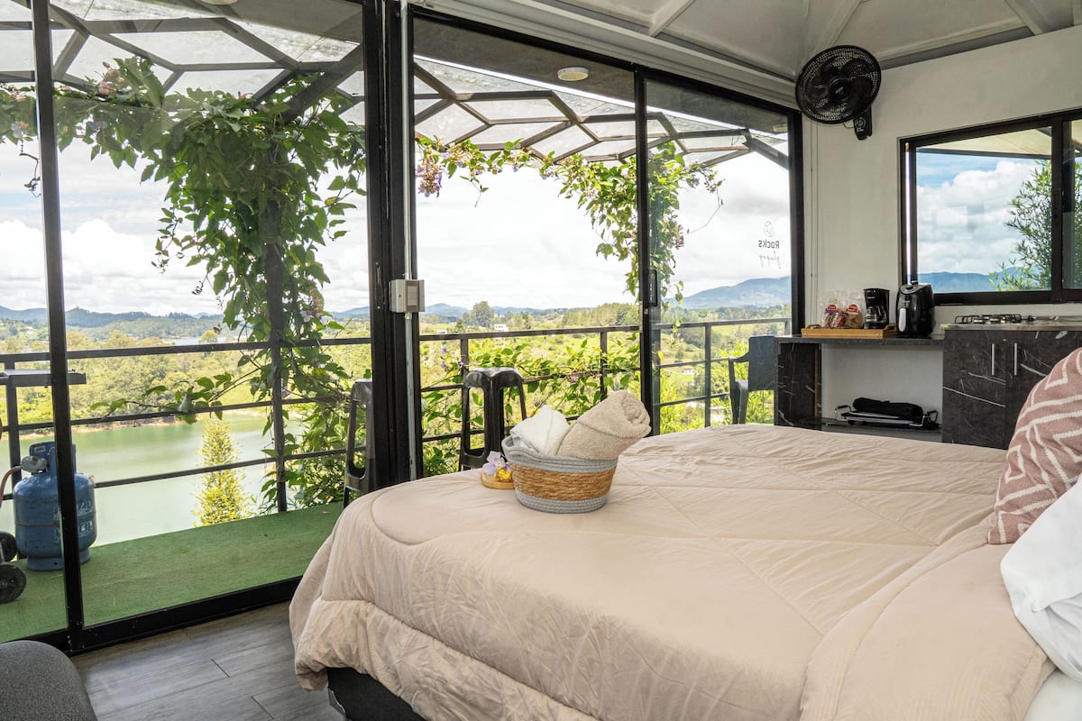 Phòng đôi Exclusive, ban công, quang cảnh vườn | Bộ đồ giường cao cấp, khu vực làm việc phù hợp cho laptop