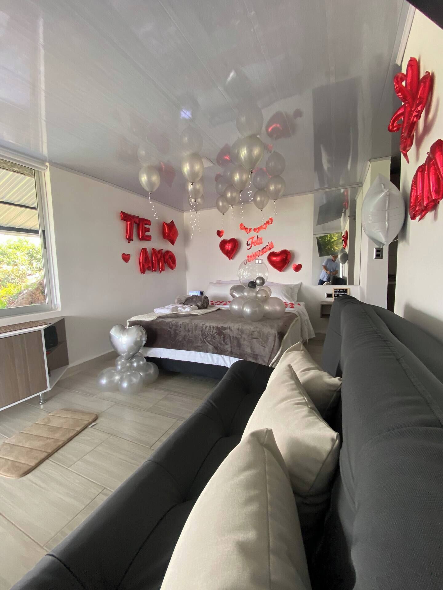 Premium bedding, laptop workspace, free WiFi, bed sheets