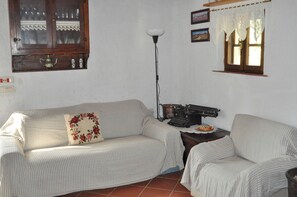 House, Garden View | Living area - Il Poggetto di Barbara - Casa Bianca (Scansano)