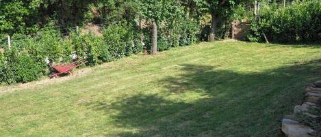 House, Garden View | Property grounds