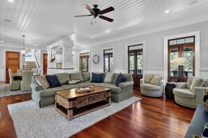 TV, ping pong, printers - Fishers Alley 2 by Wild Dunes (Isle Of Palms)