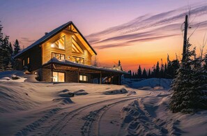 Exterior - Spa, Pool Table, Ultimate Comfort | OSE Le Refuge (Saint-Côme)