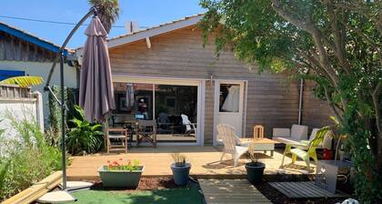 Semi-detached summer house La Teste - easy to live in!