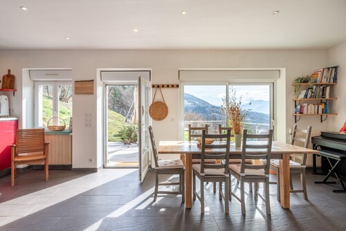 L’Echappée en Chartreuse – Peaceful Home with Mountain Views