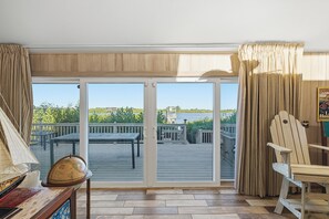Interior - 🛥️Riverfront Home | Golf Cart | River Toys | Tiki Bar | Hooked on the River🛥️ (Edgewater)