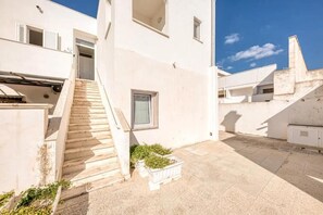 Quadruple Room | Property grounds