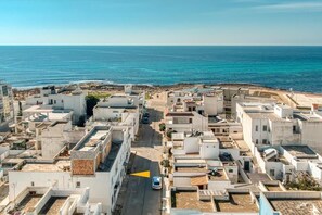 Standard Double Room, Balcony - Il Comandante (Torre San Giovanni)