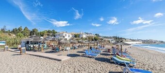 Luxury 12p Villa: Private Pool & 5 Bathrooms | 150m to Beach & La Cala