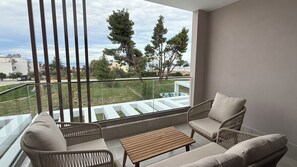 Superior Villa, Balcony, Sea View | Interior