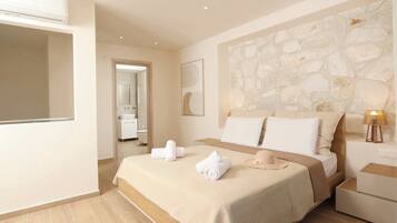 Superior Villa, Balcony, Sea View | Blackout curtains, soundproofing, iron/ironing board, free WiFi