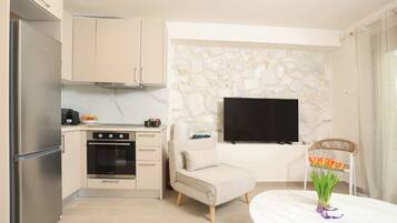 Superior Villa, Balcony, Sea View | Private kitchen
