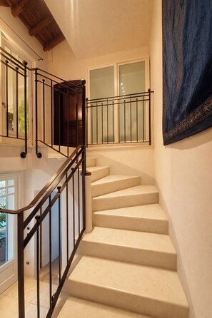 Interior - Atelier Monte Bago (Medesano)