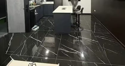 Storebay Suites -Apartment 6-