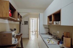 Cookware/dishes/utensils - Casa Elios by Monholiday (Monopoli)