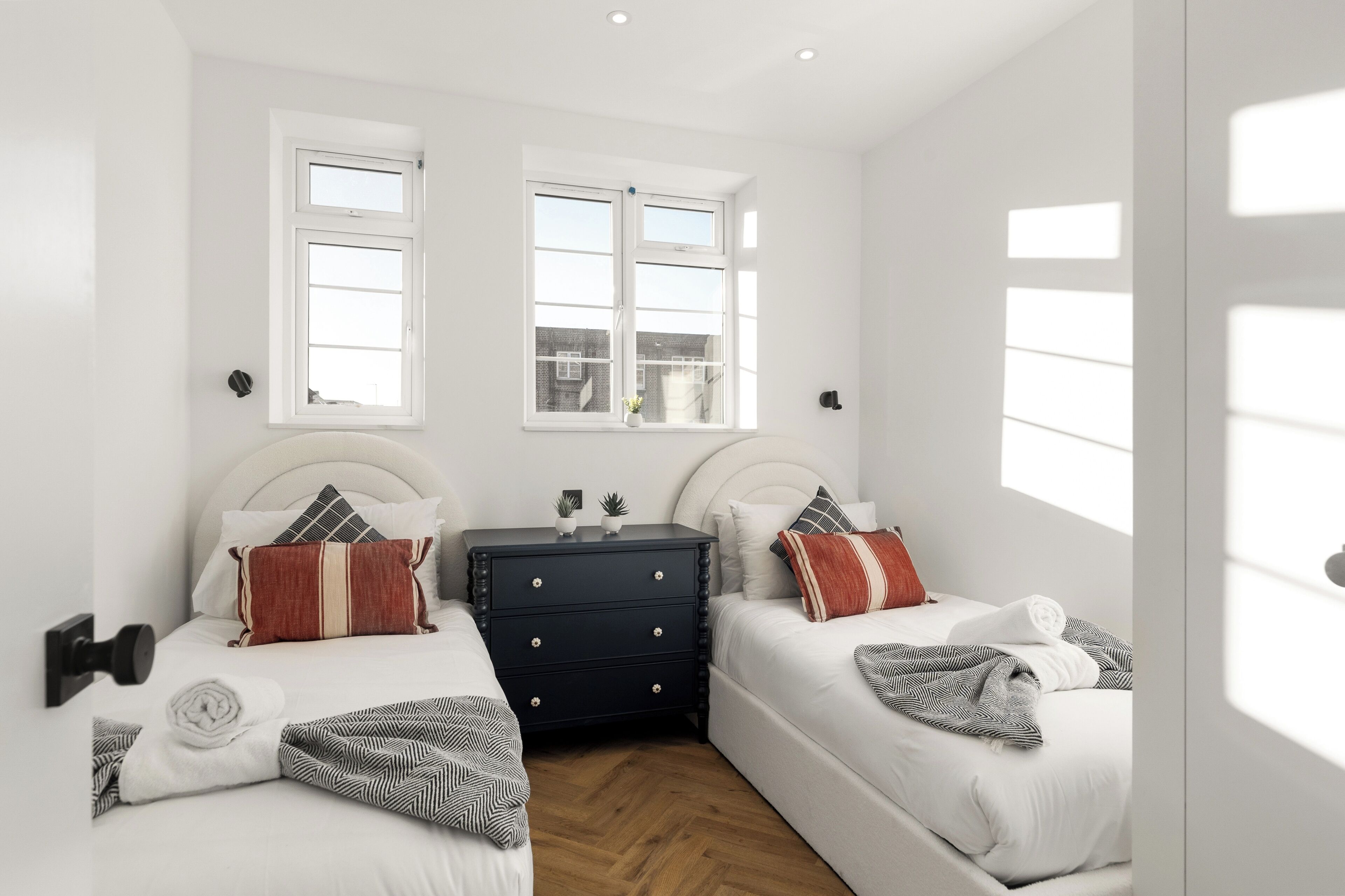 3 bedrooms, WiFi, bed sheets