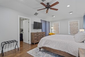 3 chambres, fer et planche à repasser, Wi-Fi gratuit, draps fournis