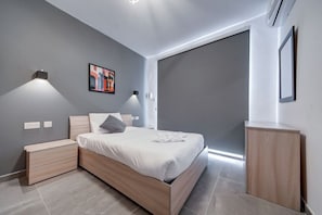 Room - Kuya Suite No.4 / Central / Terrace (Swieqi)