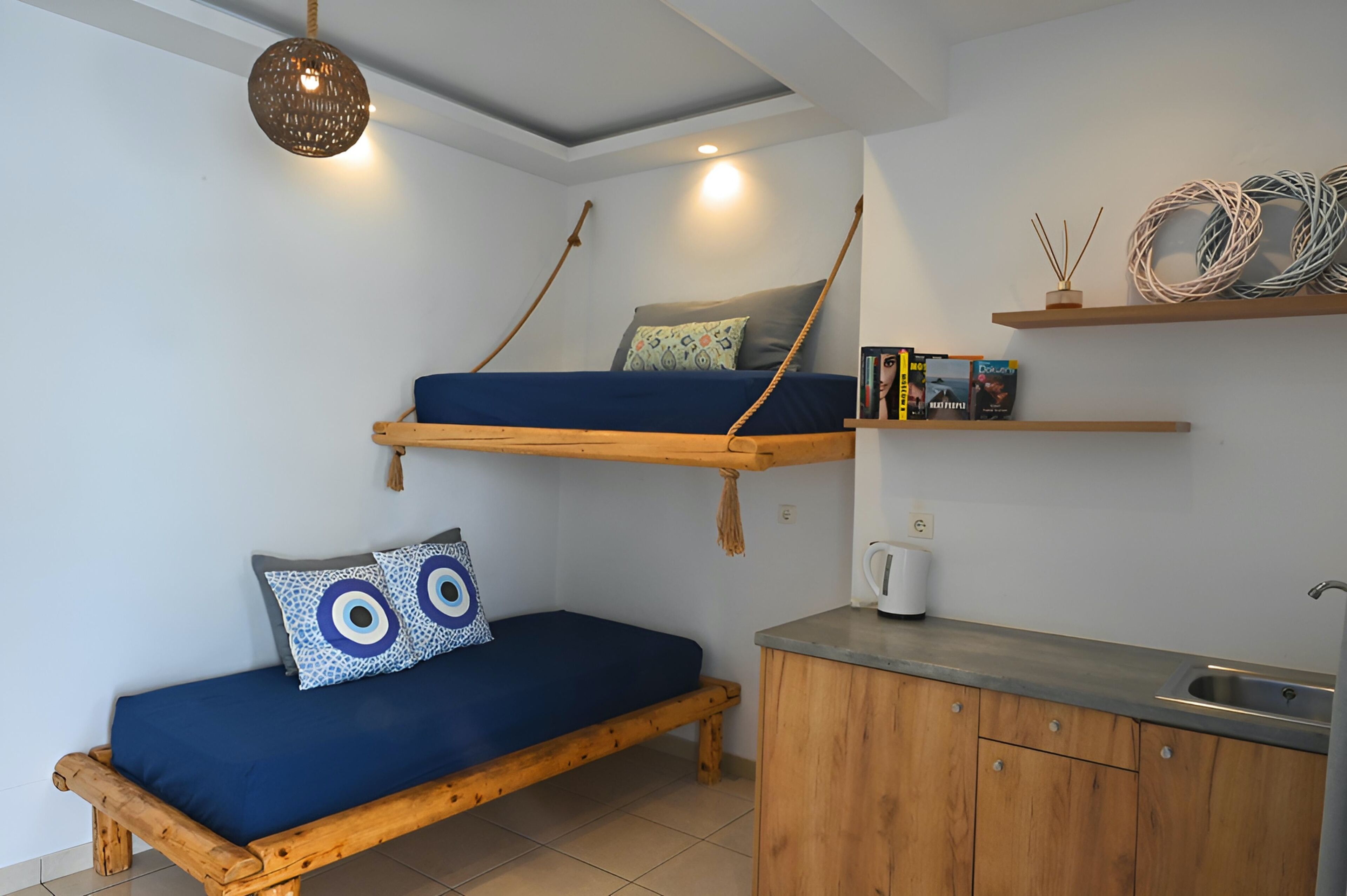 1 bedroom, WiFi, bed sheets