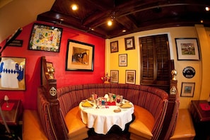 Dining - 3 Suites with Grill, Pools & Pet-Friendly Stay Near Museums & Downtown (Laredo)