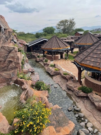 Extérieur. Mawimbi Jiko Hotel Taveta