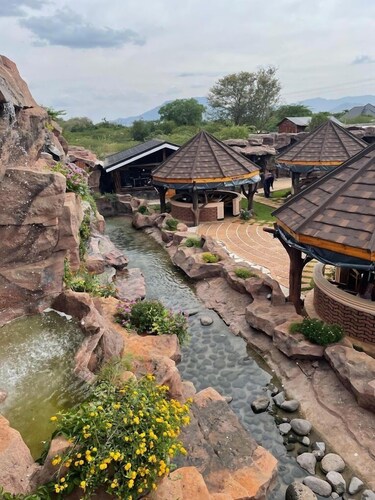 Mawimbi Jiko Hotel Taveta