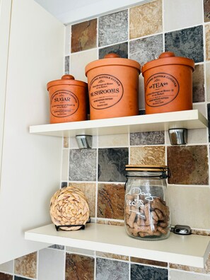 Food and drink - Ulverston Cozy Cottage Retreat (Ulverston)