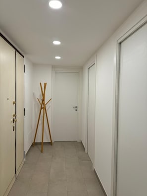 Interior - King of Rome Metro Hub - Rome Collection Metro A (RE DI ROMA) 15 dalColosseo (Roma)