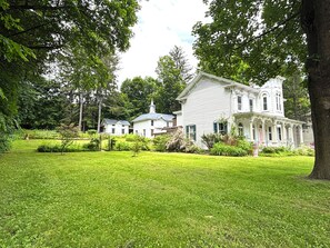 Exterior - Charming 1886 Victorian Retreat in the Catskills - Hamden, NY (Hamden)