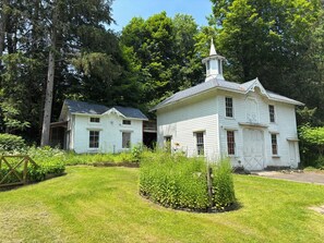 Exterior - Charming 1886 Victorian Retreat in the Catskills - Hamden, NY (Hamden)