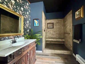 Bathroom - Charming 1886 Victorian Retreat in the Catskills - Hamden, NY (Hamden)